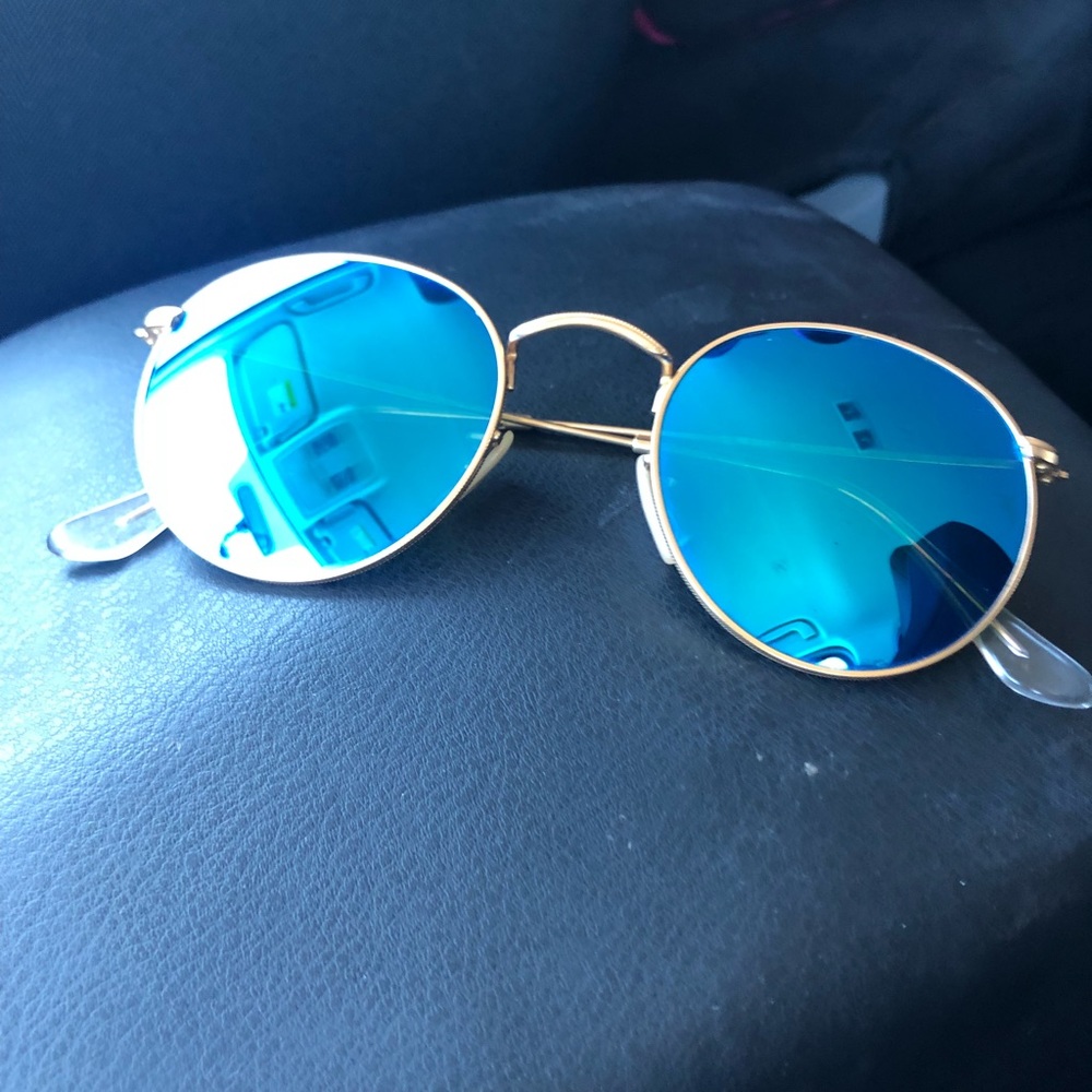 Ray ban round blue mirrored